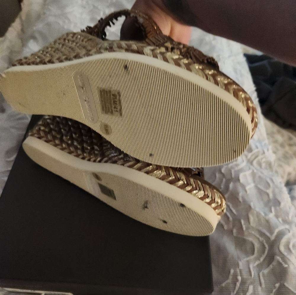 Cream and gold Wedge sandals - Picture 4 of 5